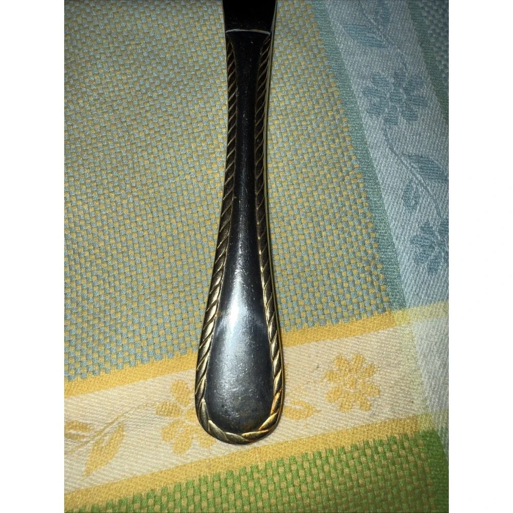 Gorham Stainless GOLDEN BELMONT RIBBON EDGE Dinner Knife Korea 18/8 Flatware4568
